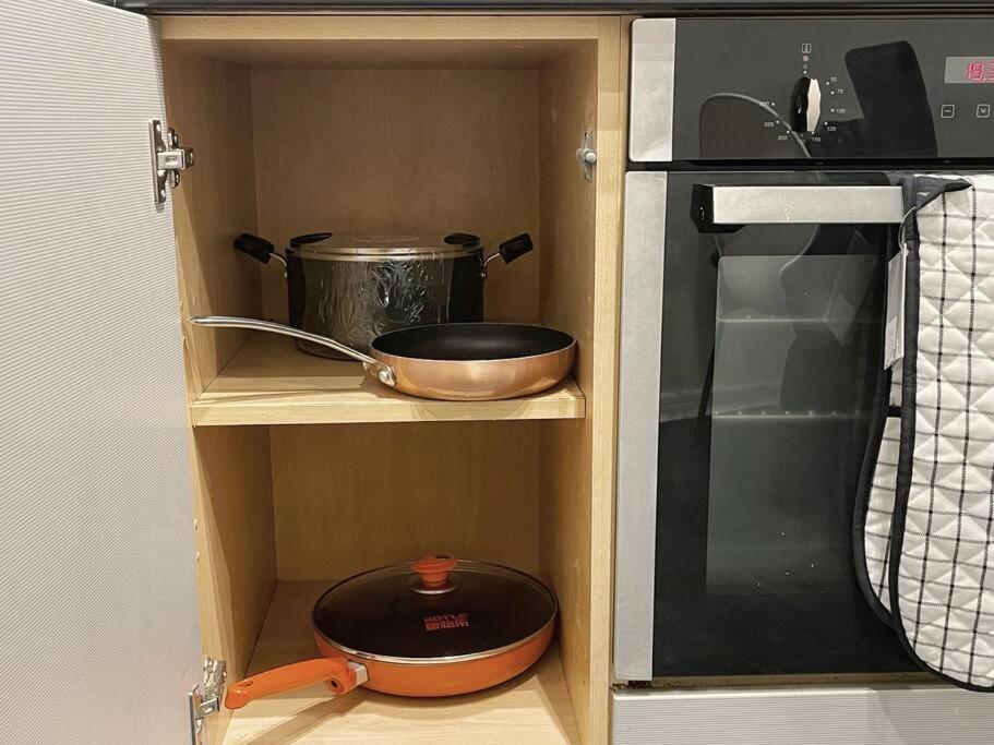 Cityfront Modern Apt Near City Centre/Etihad, Free Parking Манчестър Екстериор снимка